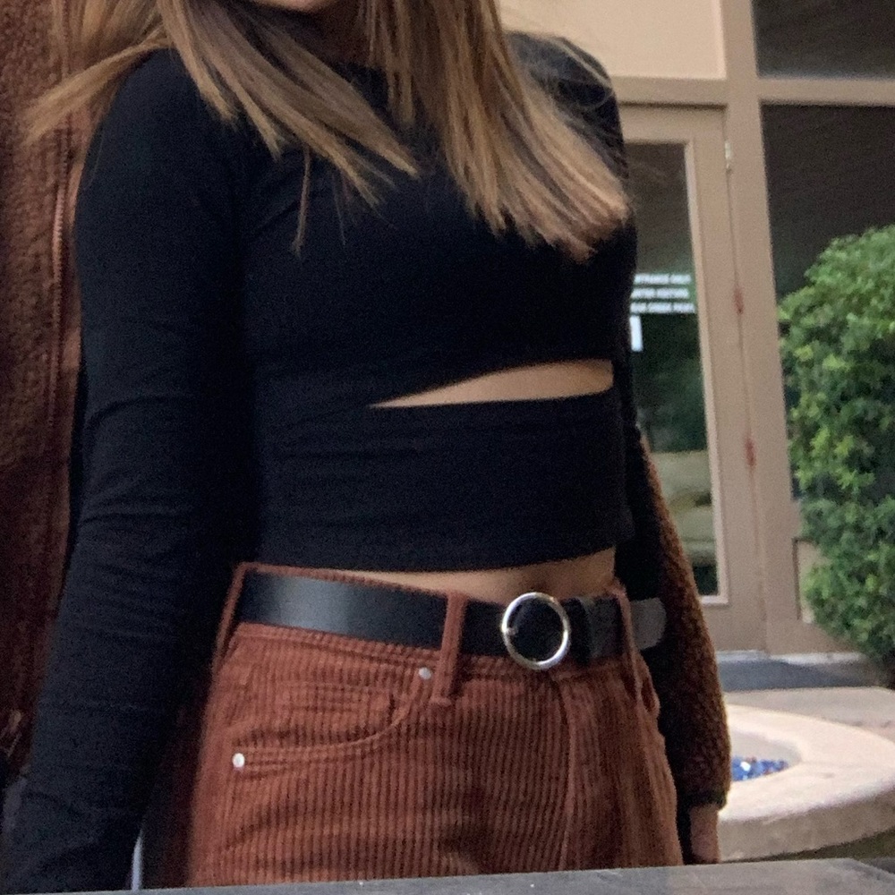 Black Adika crop top